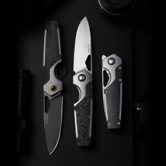 Kizer Serpentine | Jonathan Styles | M390 | Thumb Hole & Front Flipper | Frame Lock | KizerB™ 3759FDA3