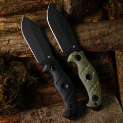 Kizer Sheepdog® Survival | Hammer Pommel & Bow Drill Divot | Black Coated 1095 Steel | KizerV™ 1105A4