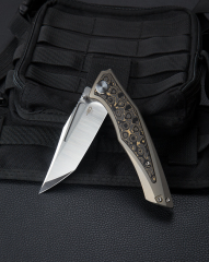 BESTECH Togatta | Titanyum + Damascus Desenli Bakır Karbon Fiber Kakma Sap | M390 Çelik Çakı | BT2102G