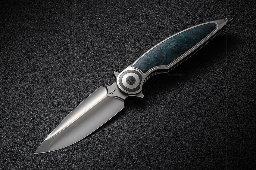 Rike Knife Viper 2-B-P/GrCF Plain Titanium Integral Handle With Green Carbon Fiber Inlay Bohler M398 Çakı