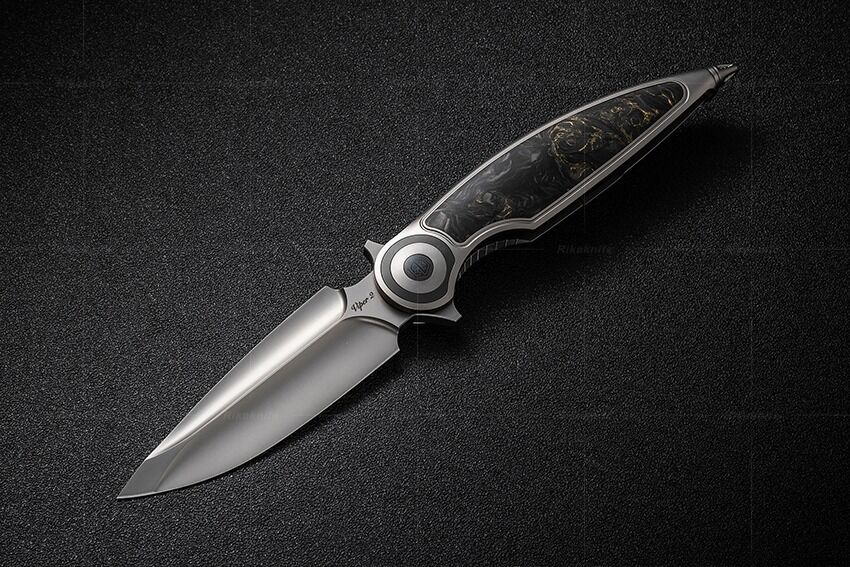 Rike Knife Viper 2-B-P/GCF Plain Titanium Integral Handle With Gold Carbon Fiber Inlay Bohler M398 Çakı