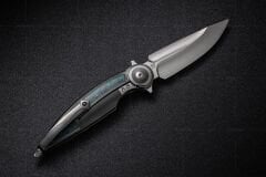 Rike Knife RK-Viper 2-A-P/GrCF Plain Titanium Integral Handle With Green Carbon Fiber Inlay Bohler M398 Çakı