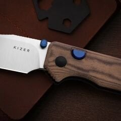 Kizer Nice Guy | Mikarta Sap | AEB-L Çelik Çakı | V3011BCA1