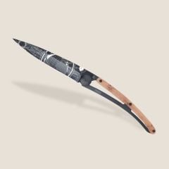 Deejo 37g, Juniper Wood / Globe Trotter Çakı