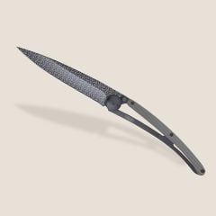 Deejo 37g, Dark Grey Aluminium / Illusions Çakı