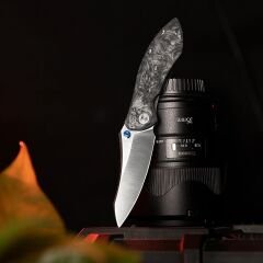 Trivisa Rhino-W | Karbon Fiber + Titanyum Sap | M390 Çelik Çakı | JM08-W-M