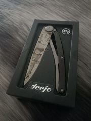 Deejo 37g, Ebony Wood / Pinup Çakı