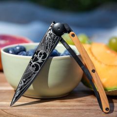 Deejo 37g, Juniper Wood / Bicycle Çakı