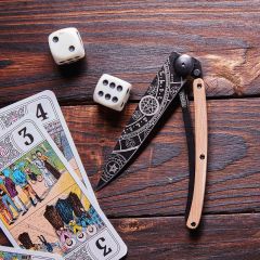 Deejo 37g, Juniper Wood / Esoteric Çakı