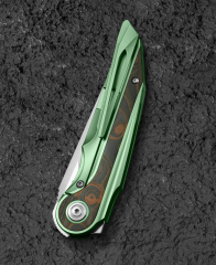 BESTECH BLIND FURY BT2303C Yeşil Titanyum Turuncu Karbon Fiber Kaplama Sap Stonewash+Saten M390 Çakı