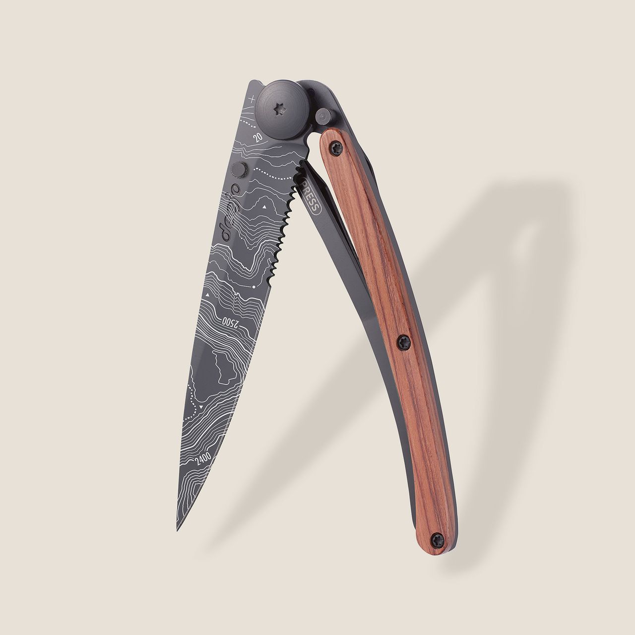Deejo Serrated 37g, Coral Wood / Topography Çakı